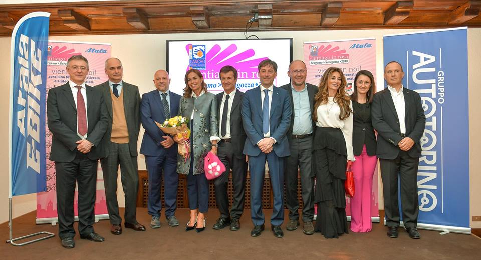 Montagne & Paesi - Santiago in rosa 2018, le donne dello sci pedalano per i malati di cancro