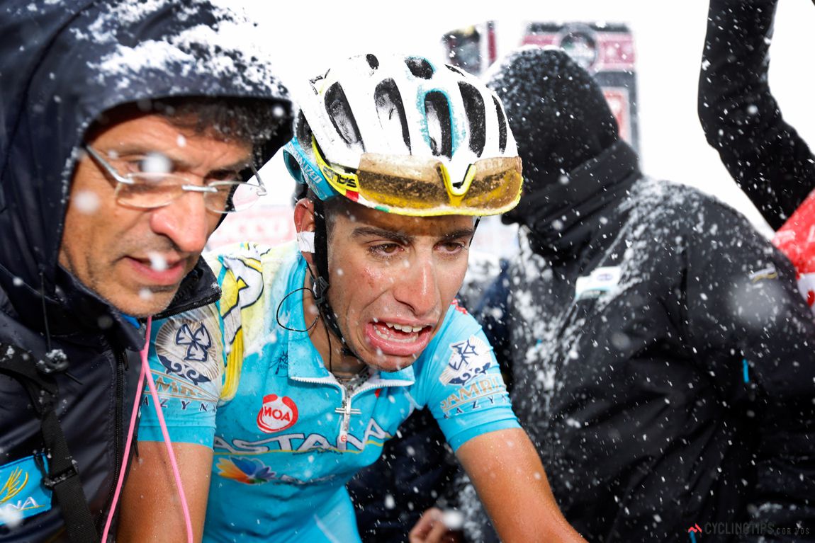 Che bello “smanettare” su Google di giovedì – 2014, 2duerighe: Giro d’Italia 2014, 15 tappa: Fabio Aru si prende Montecampione 16 anni dopo Pantani