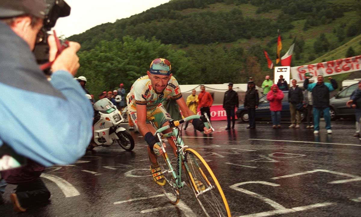 PokerStars News - L'anno magico di Marco Pantani: Giro d'Italia e Tour de France nel 1998