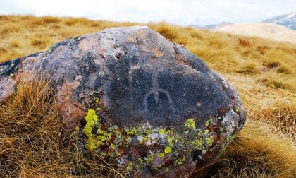 Prima la Valcamonica - Tracce preistoriche a Montecampione, l’archeologo Ausilio Priuli: “Mai trovato arte rupestre a 1800 metri"